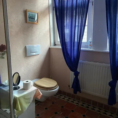 Sunshine Apartment *